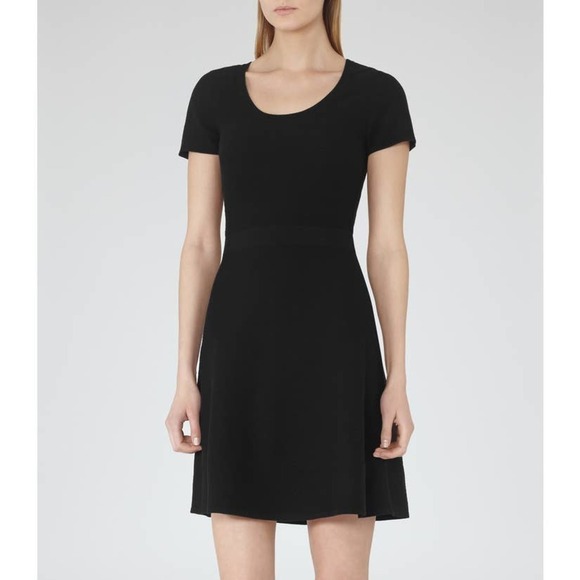 Reiss Hallie Ribbed Short Sleeve Scoop Neck Fit & Flare Mini Dress Black Size 6 - Picture 1 of 9